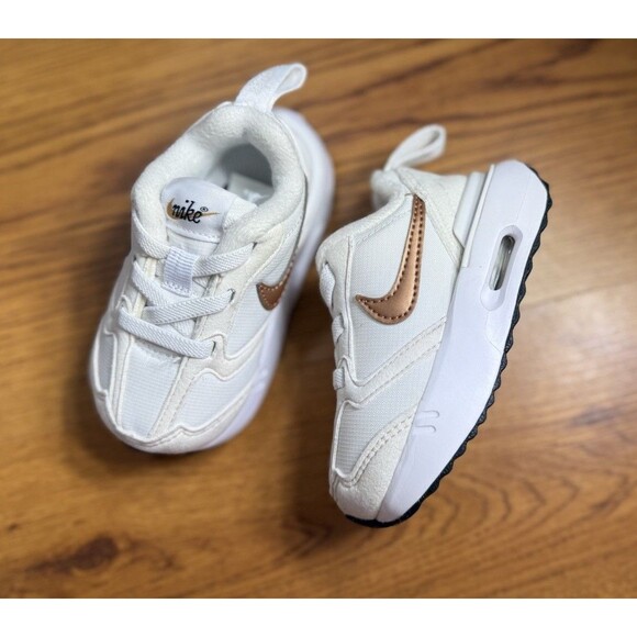 Nike Air Max Dawn Baby/Toddler Shoes White Metallic Red Bronze Gold Size 4C - Picture 1 of 15